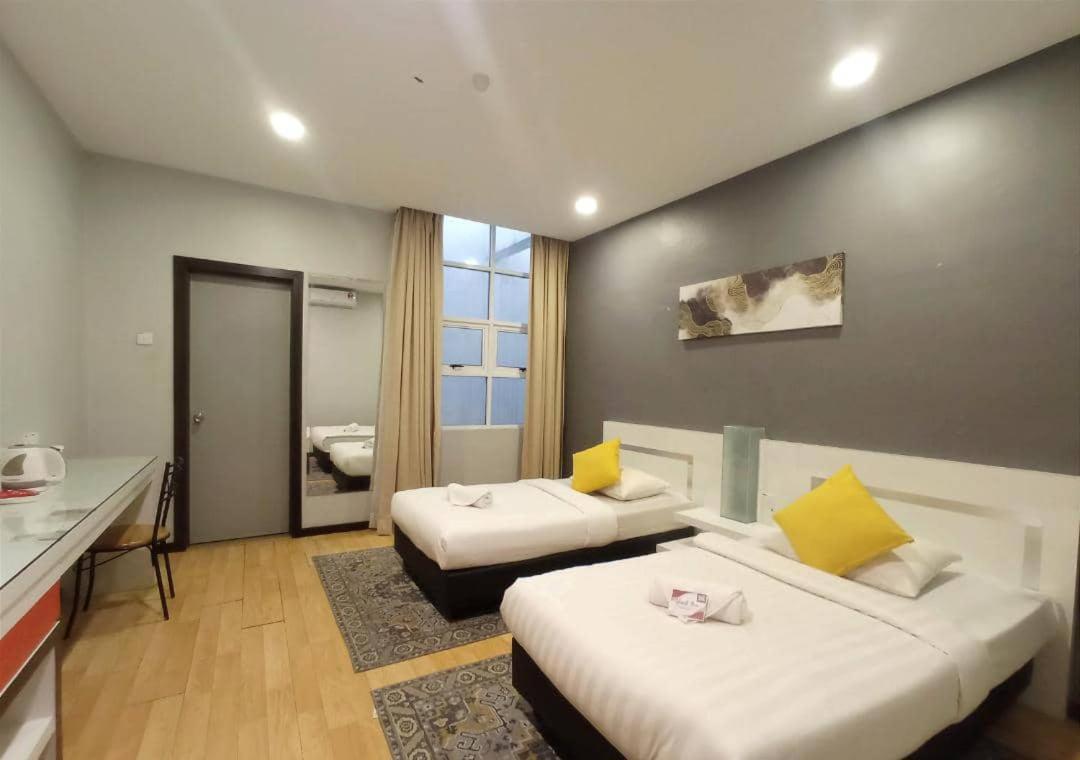 Lovita Hotel Kuantan Extérieur photo