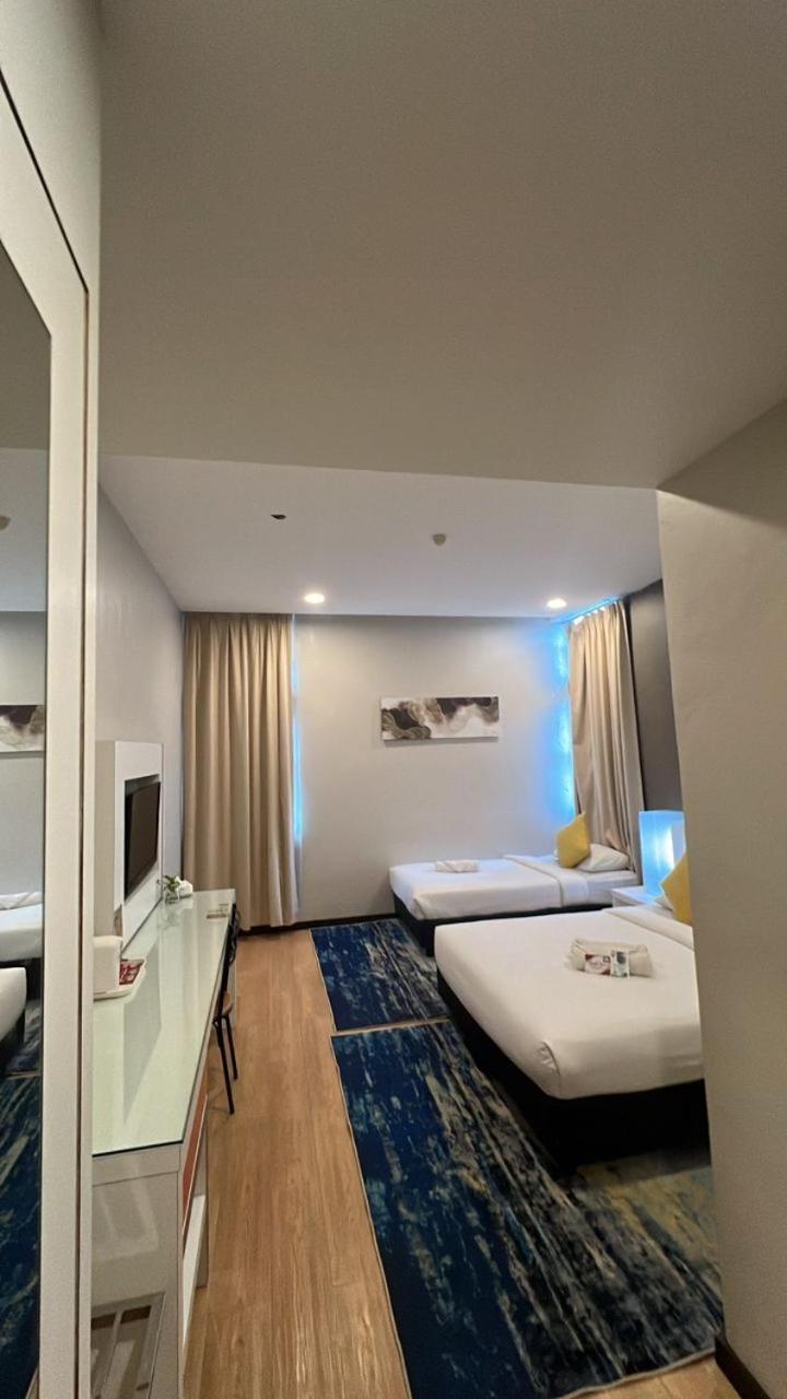Lovita Hotel Kuantan Extérieur photo