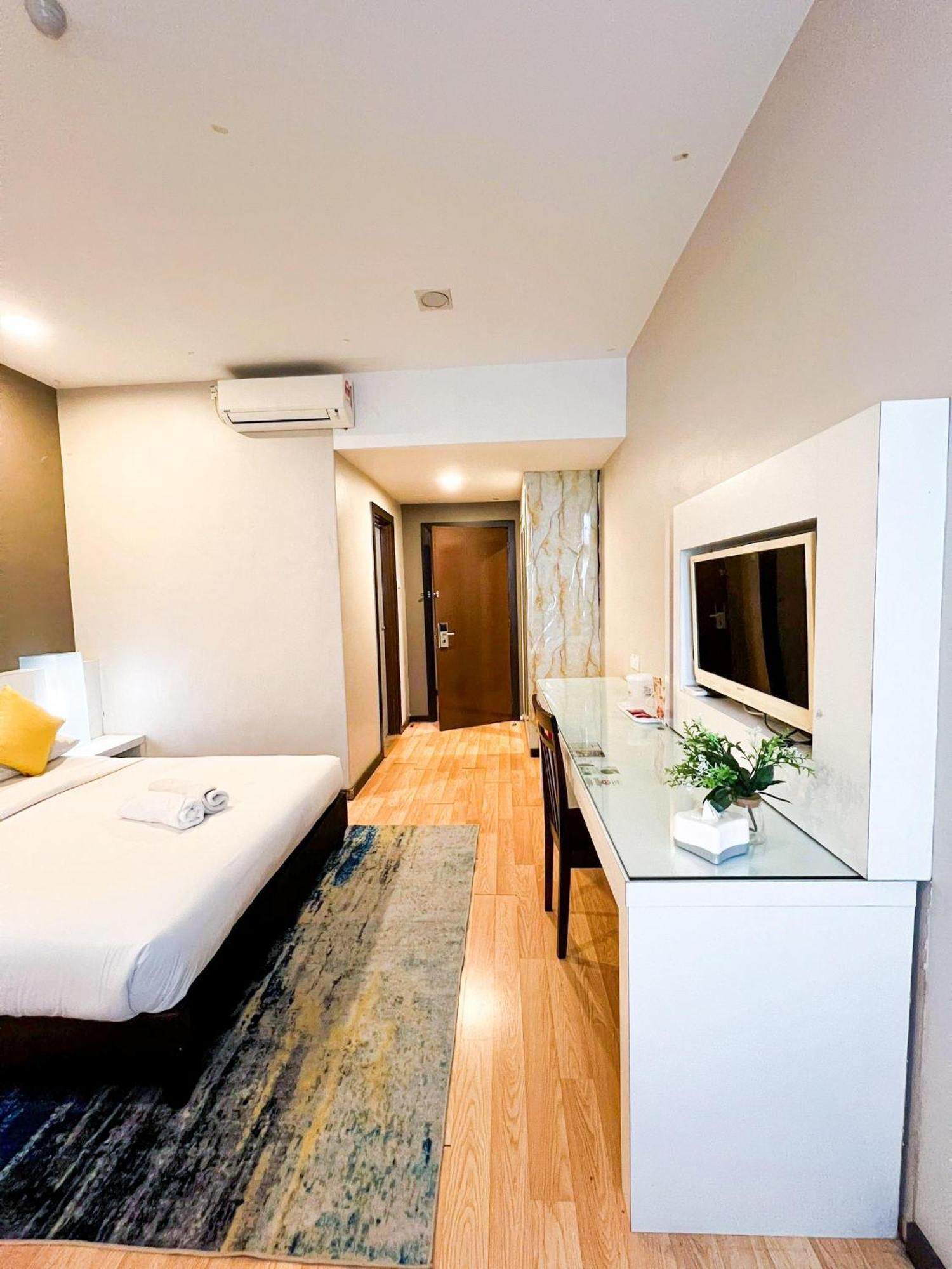 Lovita Hotel Kuantan Extérieur photo